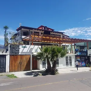 Bed & Breakfast La Uvilla Quito